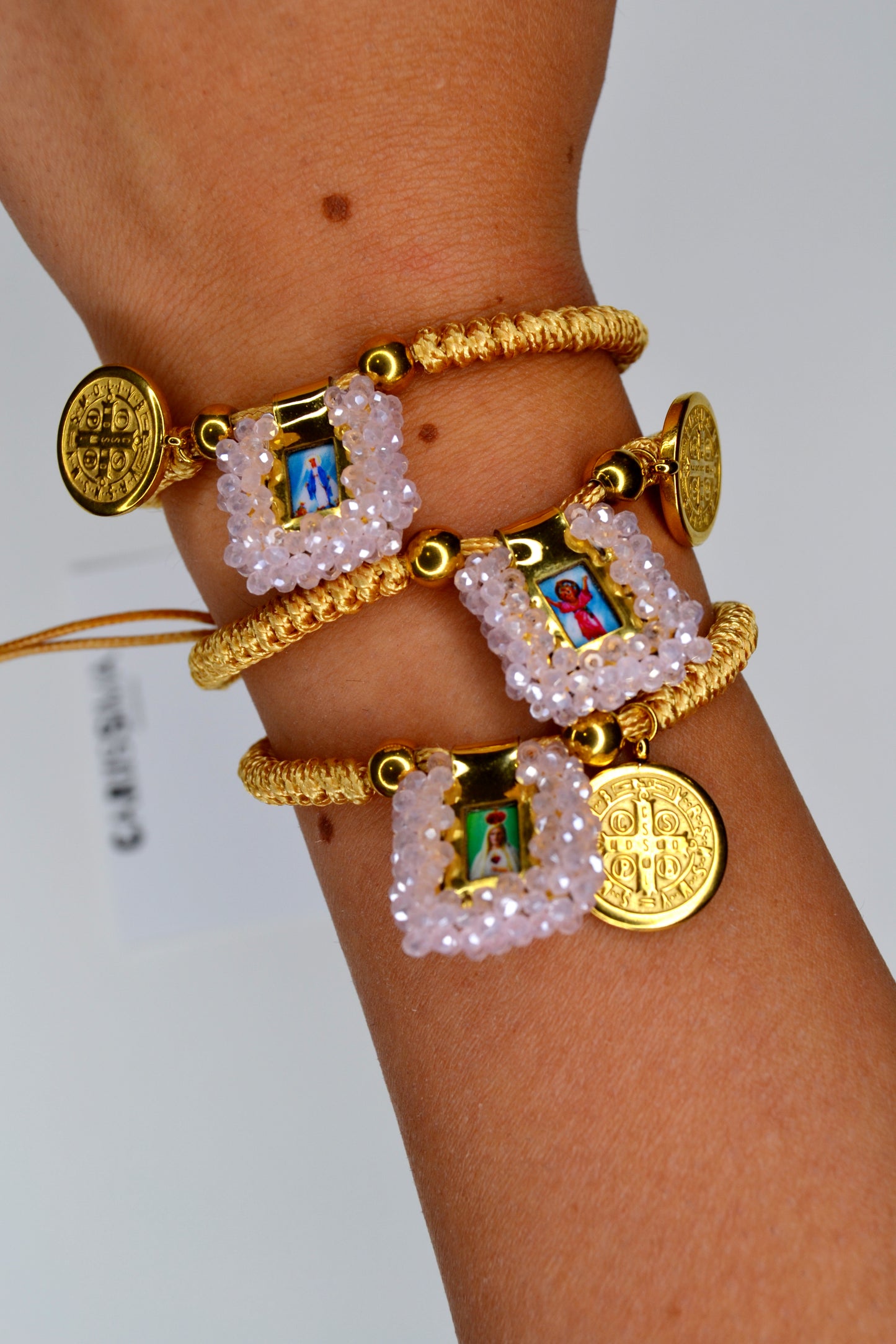 Escapulario Rosadito con Medalla de San Benito